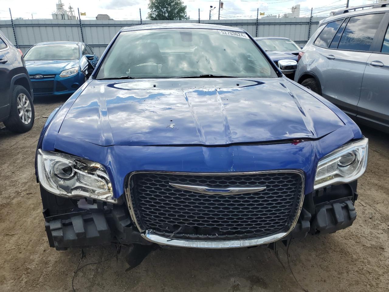 Photo 4 VIN: 2C3CCAEG4JH203944 - CHRYSLER 300 