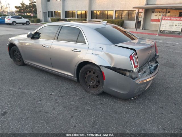 Photo 2 VIN: 2C3CCAEG5FH792266 - CHRYSLER 300 