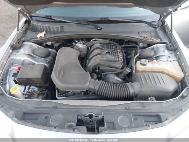 Photo 9 VIN: 2C3CCAEG5GH181655 - CHRYSLER 300 