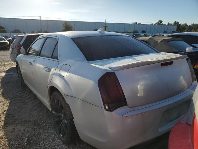 Photo 2 VIN: 2C3CCAEG5JH123004 - CHRYSLER 300 LIMITE 