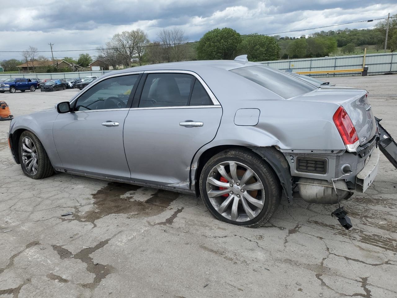 Photo 1 VIN: 2C3CCAEG5JH136769 - CHRYSLER 300 