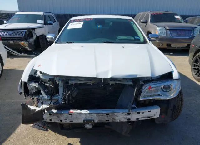 Photo 5 VIN: 2C3CCAEG6HH570399 - CHRYSLER 300 