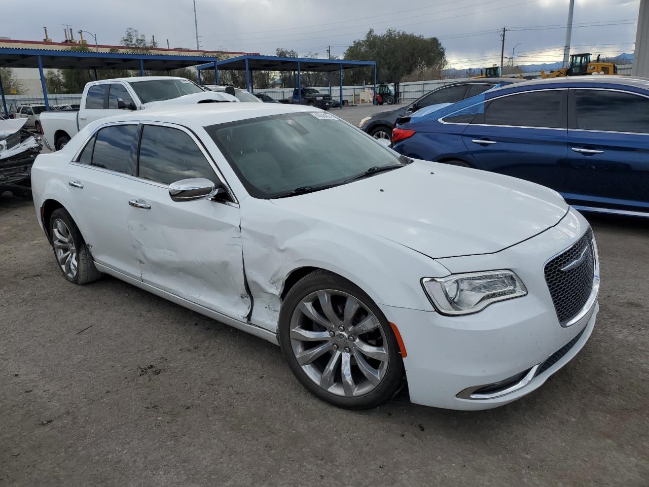 Photo 3 VIN: 2C3CCAEG6JH126817 - CHRYSLER 300 