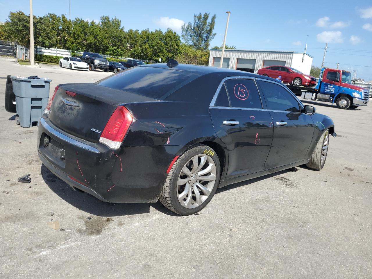 Photo 2 VIN: 2C3CCAEG6JH222883 - CHRYSLER 300 