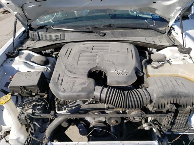 Photo 6 VIN: 2C3CCAEG6JH227713 - CHRYSLER 300 LIMITE 