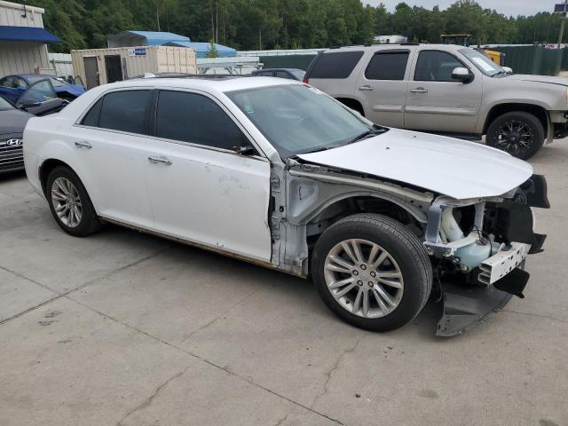 Photo 3 VIN: 2C3CCAEG7GH123580 - CHRYSLER 300C 