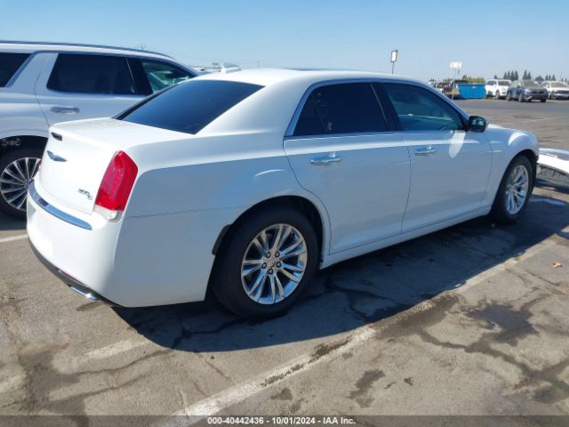 Photo 3 VIN: 2C3CCAEG7HH549805 - CHRYSLER 300 