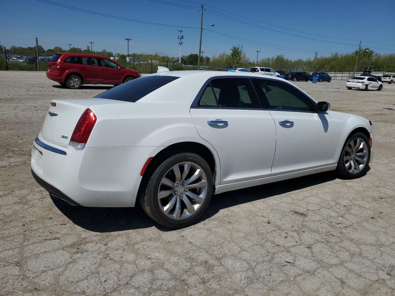 Photo 2 VIN: 2C3CCAEG7KH536463 - CHRYSLER 300 