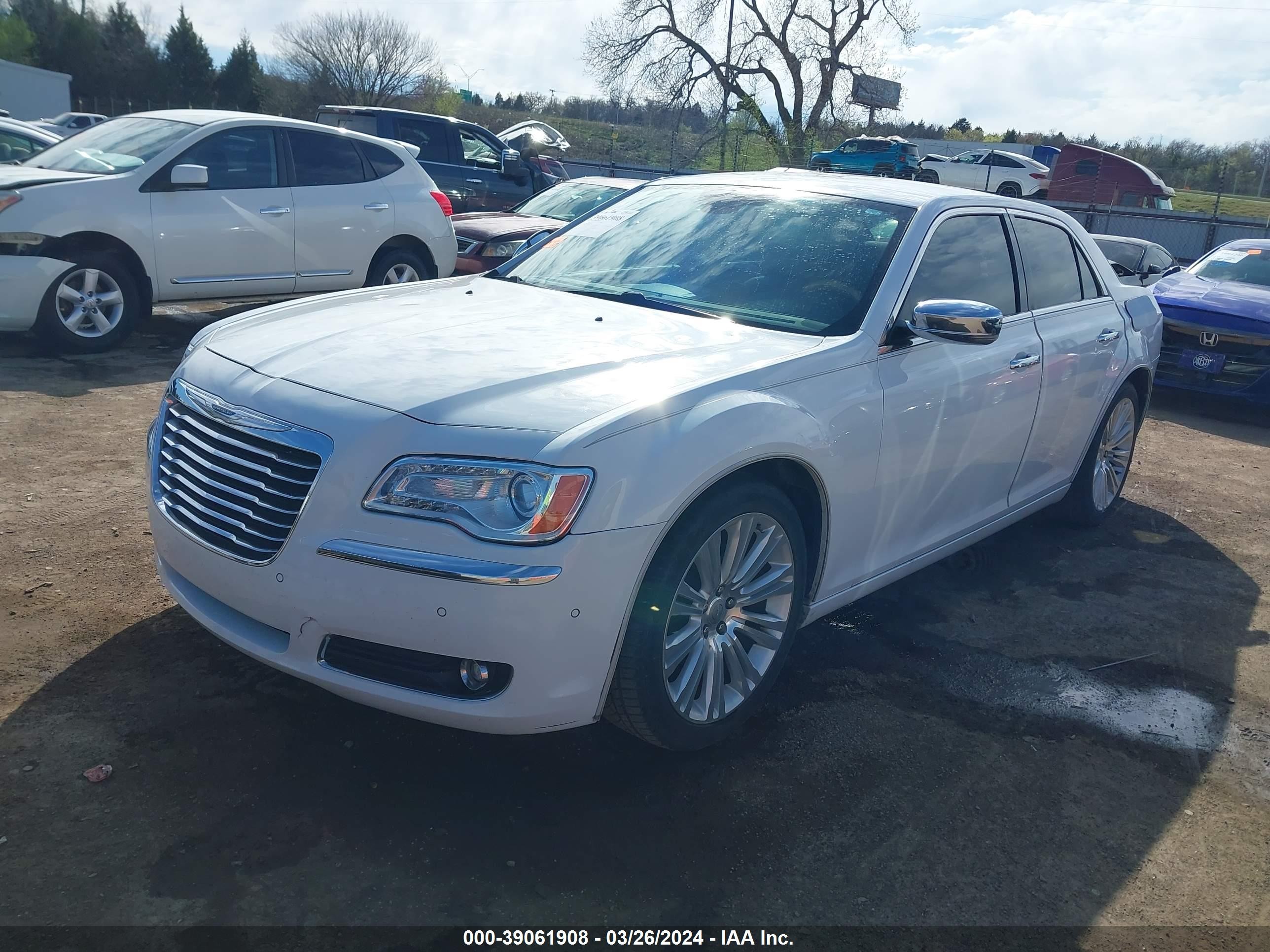 Photo 1 VIN: 2C3CCAEG8DH504673 - CHRYSLER 300C 