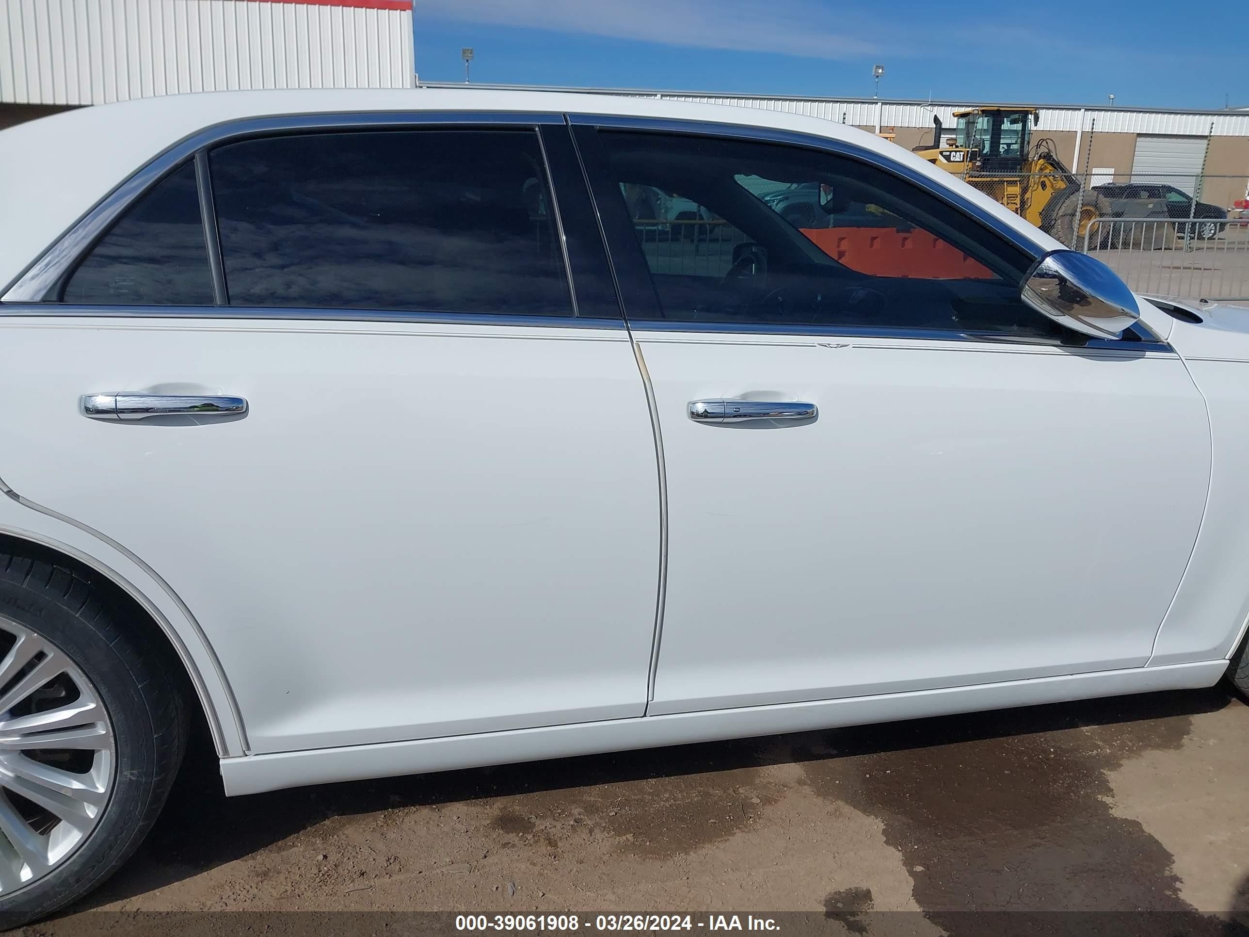 Photo 12 VIN: 2C3CCAEG8DH504673 - CHRYSLER 300C 