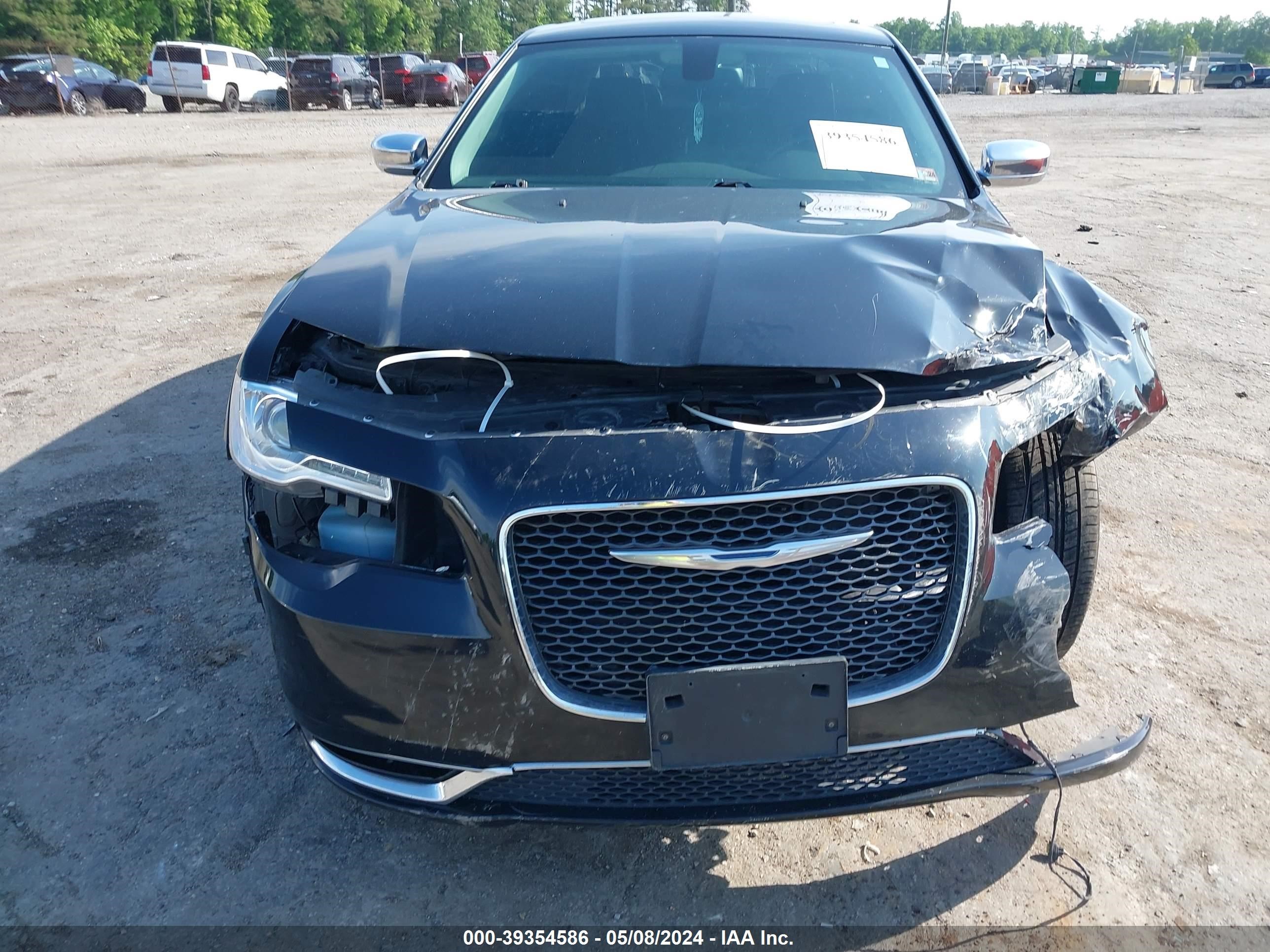 Photo 11 VIN: 2C3CCAEG8GH342547 - CHRYSLER 300C 