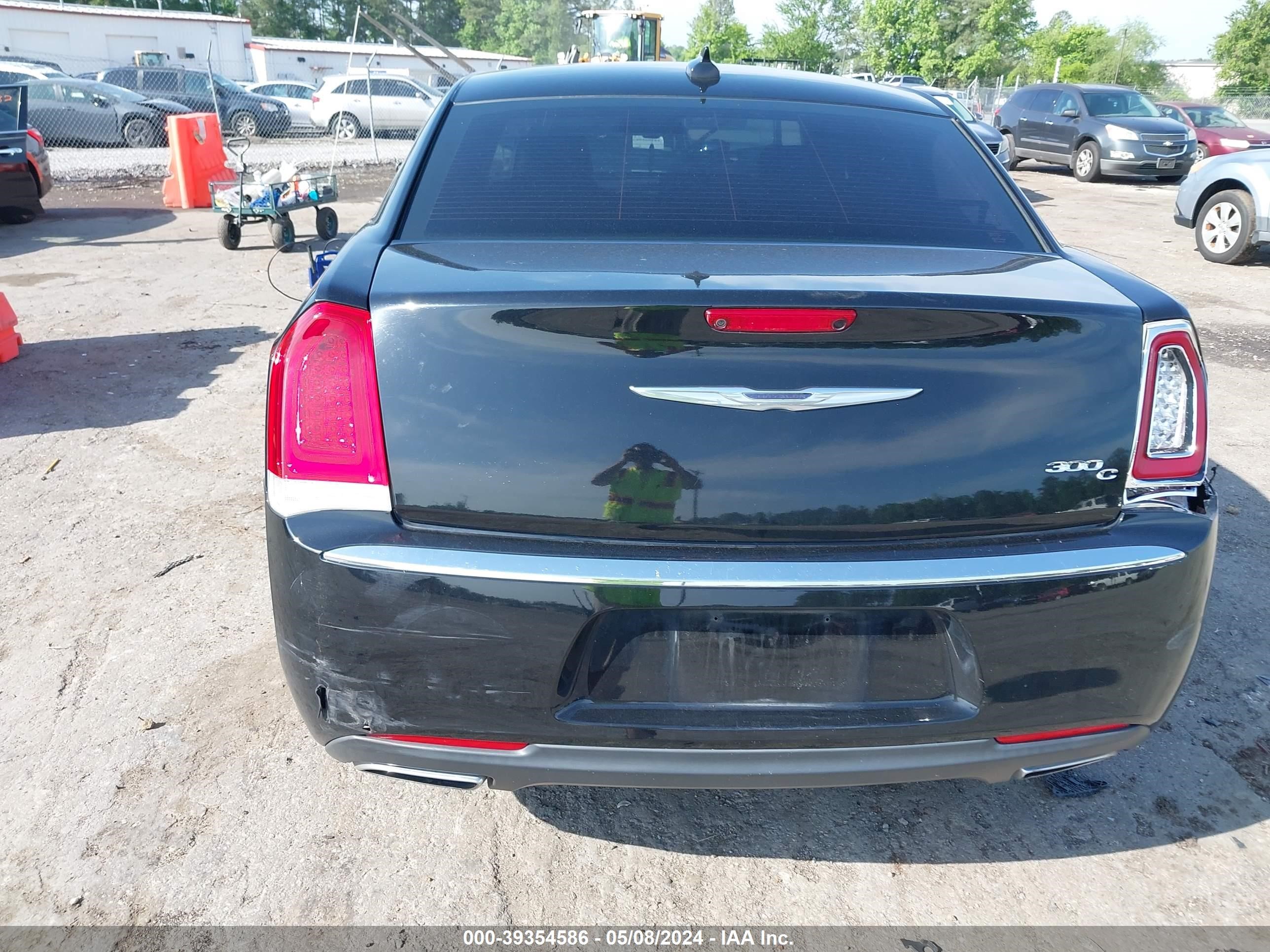 Photo 15 VIN: 2C3CCAEG8GH342547 - CHRYSLER 300C 