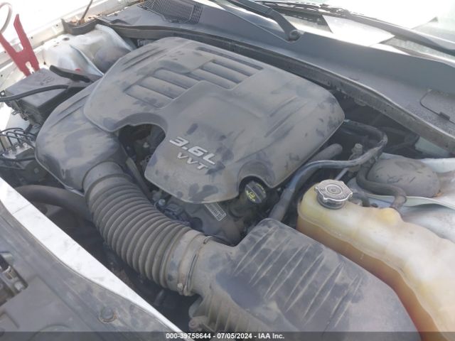 Photo 9 VIN: 2C3CCAEG8KH589821 - CHRYSLER 300 