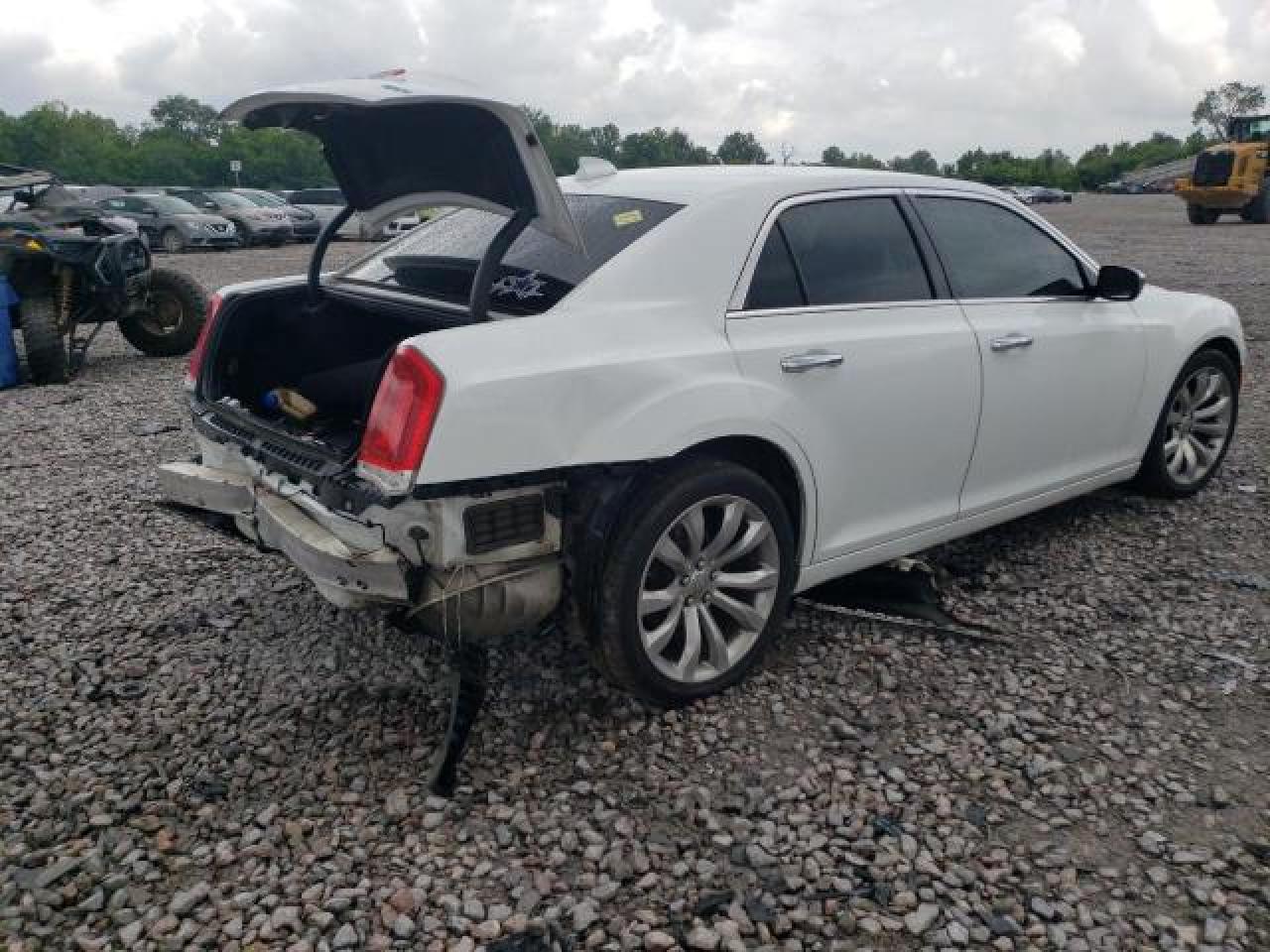 Photo 2 VIN: 2C3CCAEG8KH689479 - CHRYSLER 300 