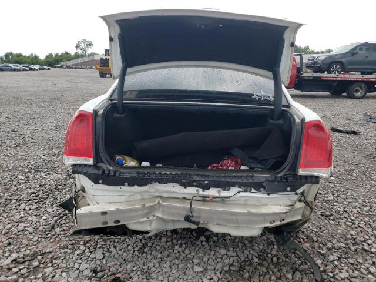 Photo 5 VIN: 2C3CCAEG8KH689479 - CHRYSLER 300 