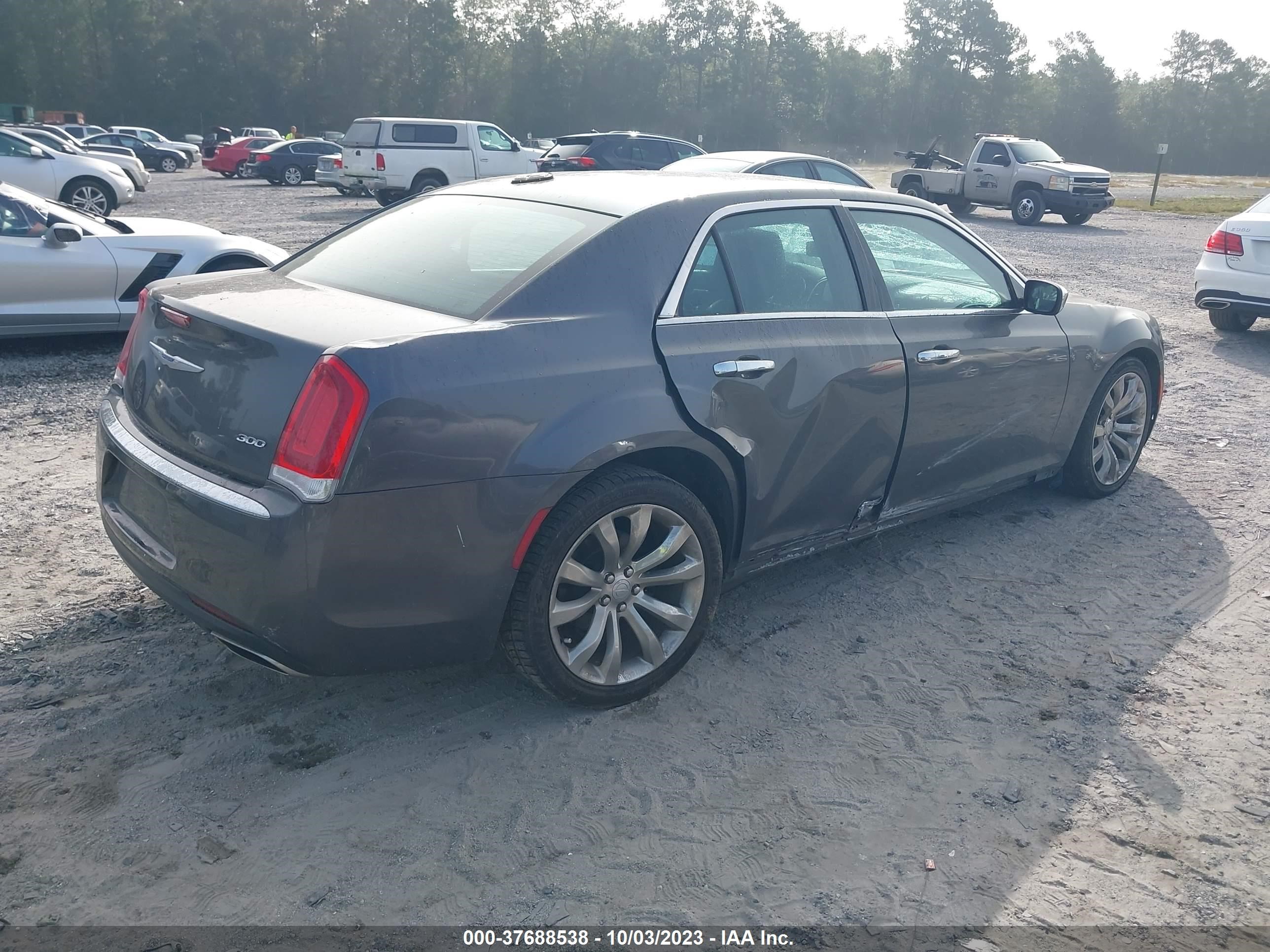 Photo 3 VIN: 2C3CCAEG8LH127969 - CHRYSLER 300 