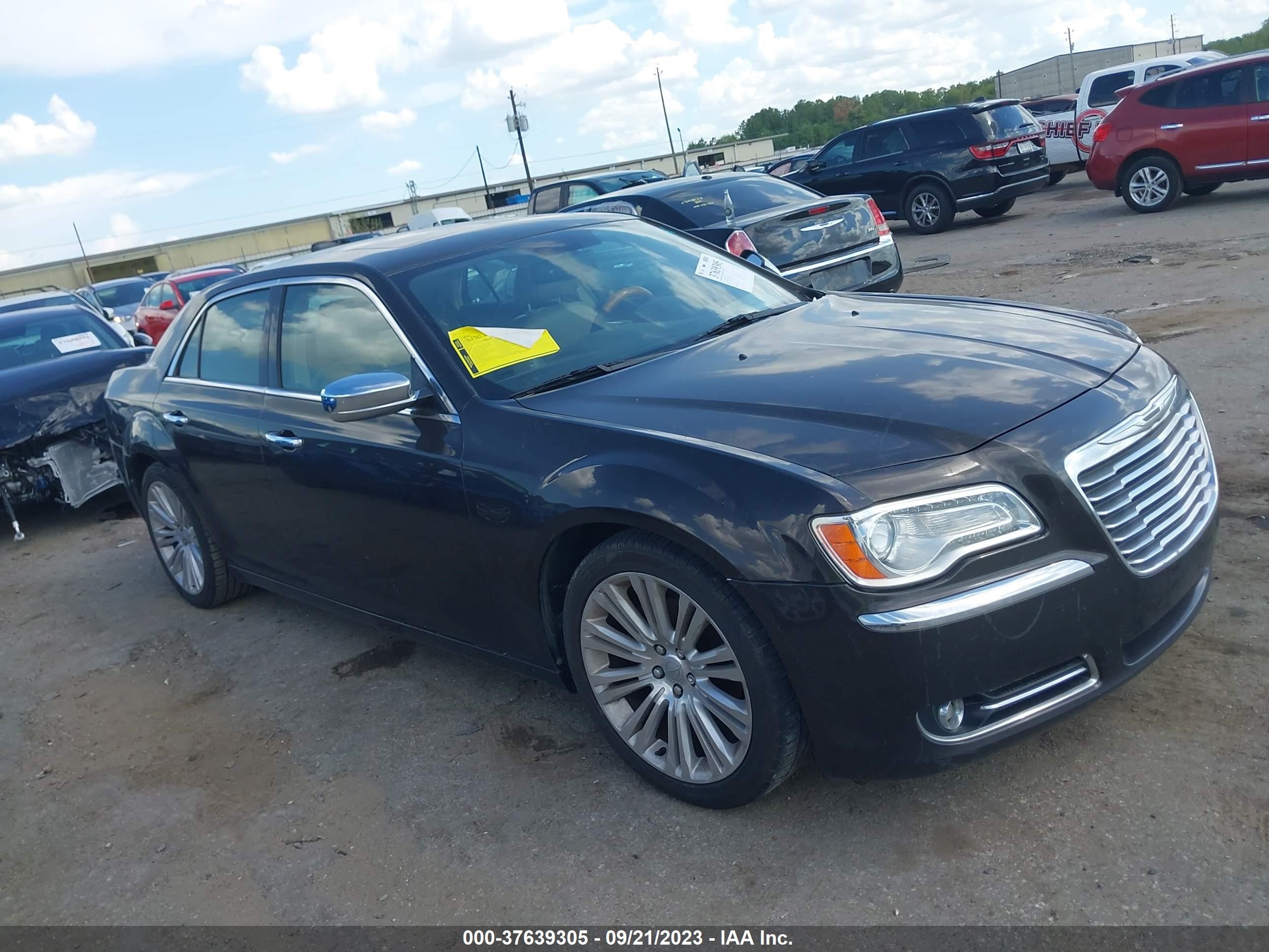 Photo 0 VIN: 2C3CCAEG9DH586400 - CHRYSLER 300 