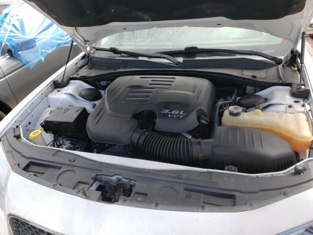 Photo 6 VIN: 2C3CCAEG9GH181545 - CHRYSLER 300C 