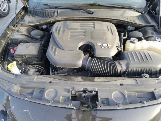 Photo 6 VIN: 2C3CCAEG9JH130019 - CHRYSLER 300 LIMITE 