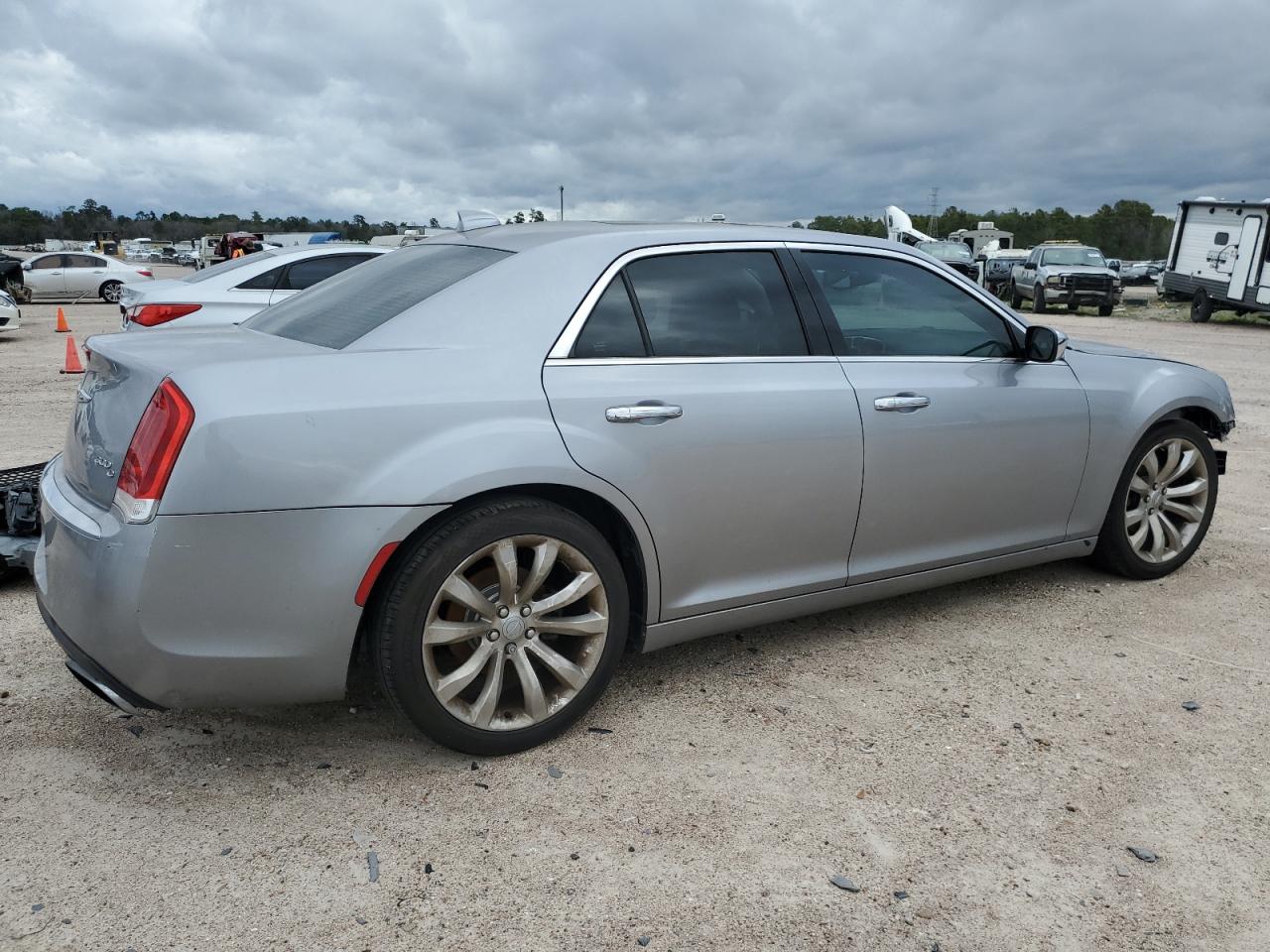 Photo 2 VIN: 2C3CCAEGXGH359351 - CHRYSLER 300 