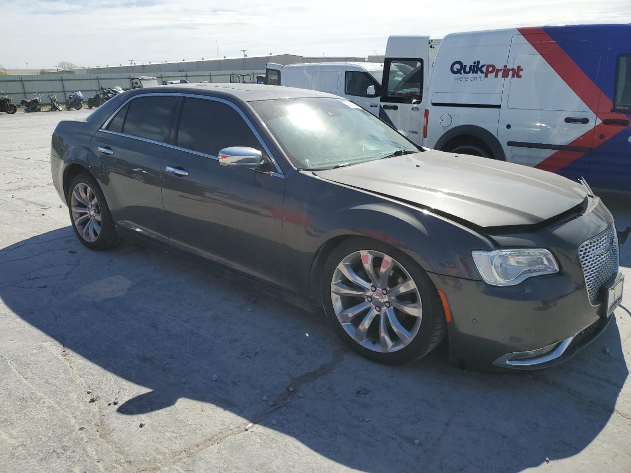 Photo 3 VIN: 2C3CCAEGXHH570213 - CHRYSLER 300 