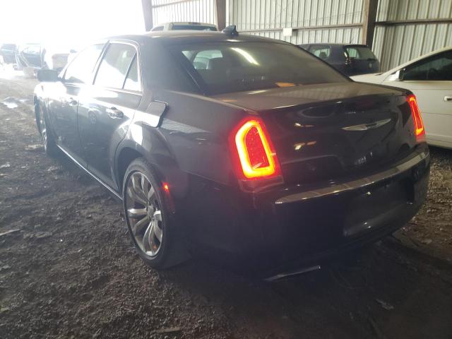 Photo 2 VIN: 2C3CCAEGXJH123077 - CHRYSLER 300 LIMITE 