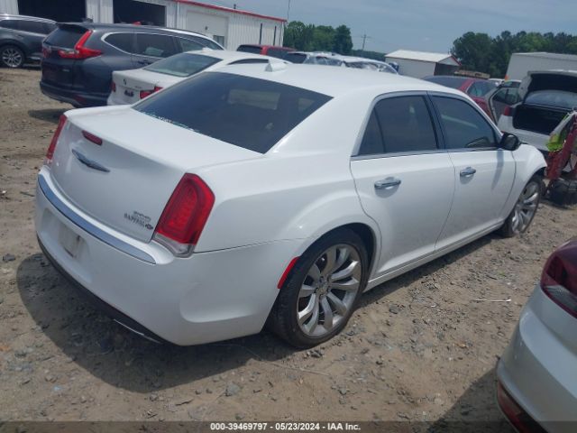 Photo 3 VIN: 2C3CCAEGXJH129946 - CHRYSLER 300 