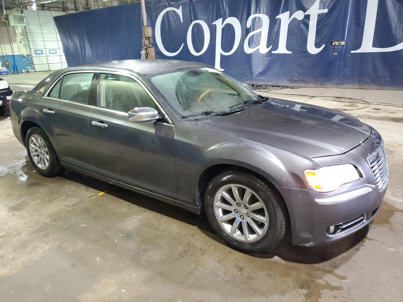 Photo 3 VIN: 2C3CCAET0DH674037 - CHRYSLER 300 