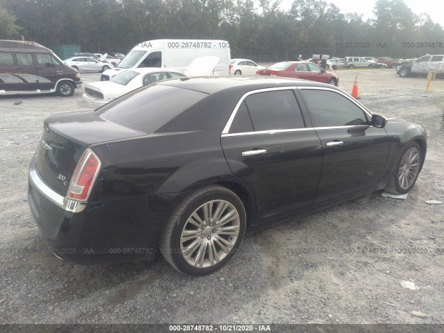 Photo 3 VIN: 2C3CCAET2EH104266 - CHRYSLER 300 