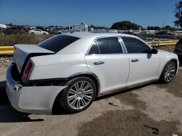 Photo 2 VIN: 2C3CCAET2EH297101 - CHRYSLER 300 