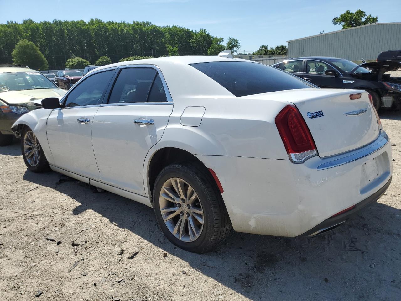 Photo 1 VIN: 2C3CCAET3HH668111 - CHRYSLER 300 