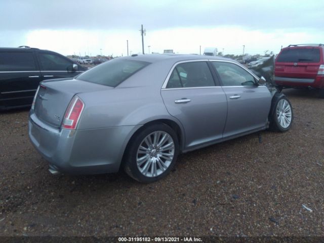 Photo 3 VIN: 2C3CCAET5DH652728 - CHRYSLER 300 