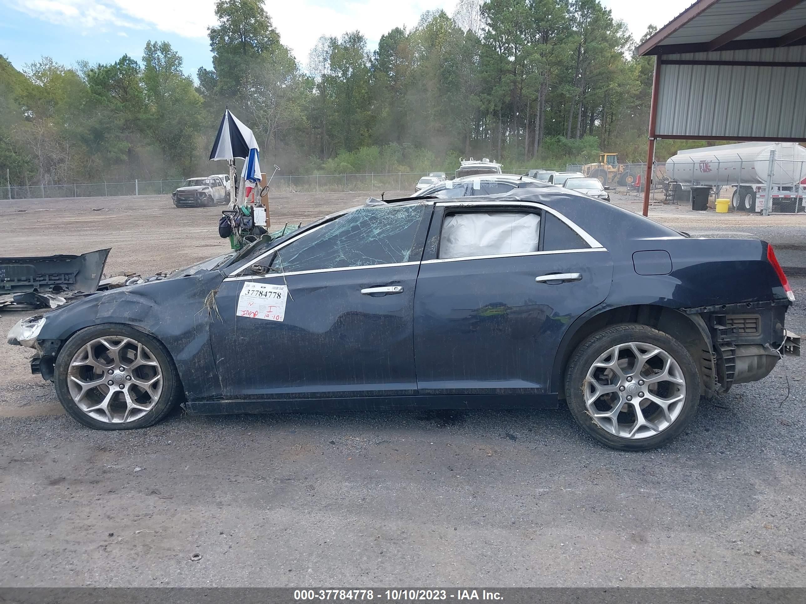 Photo 13 VIN: 2C3CCAET7JH110199 - CHRYSLER 300 