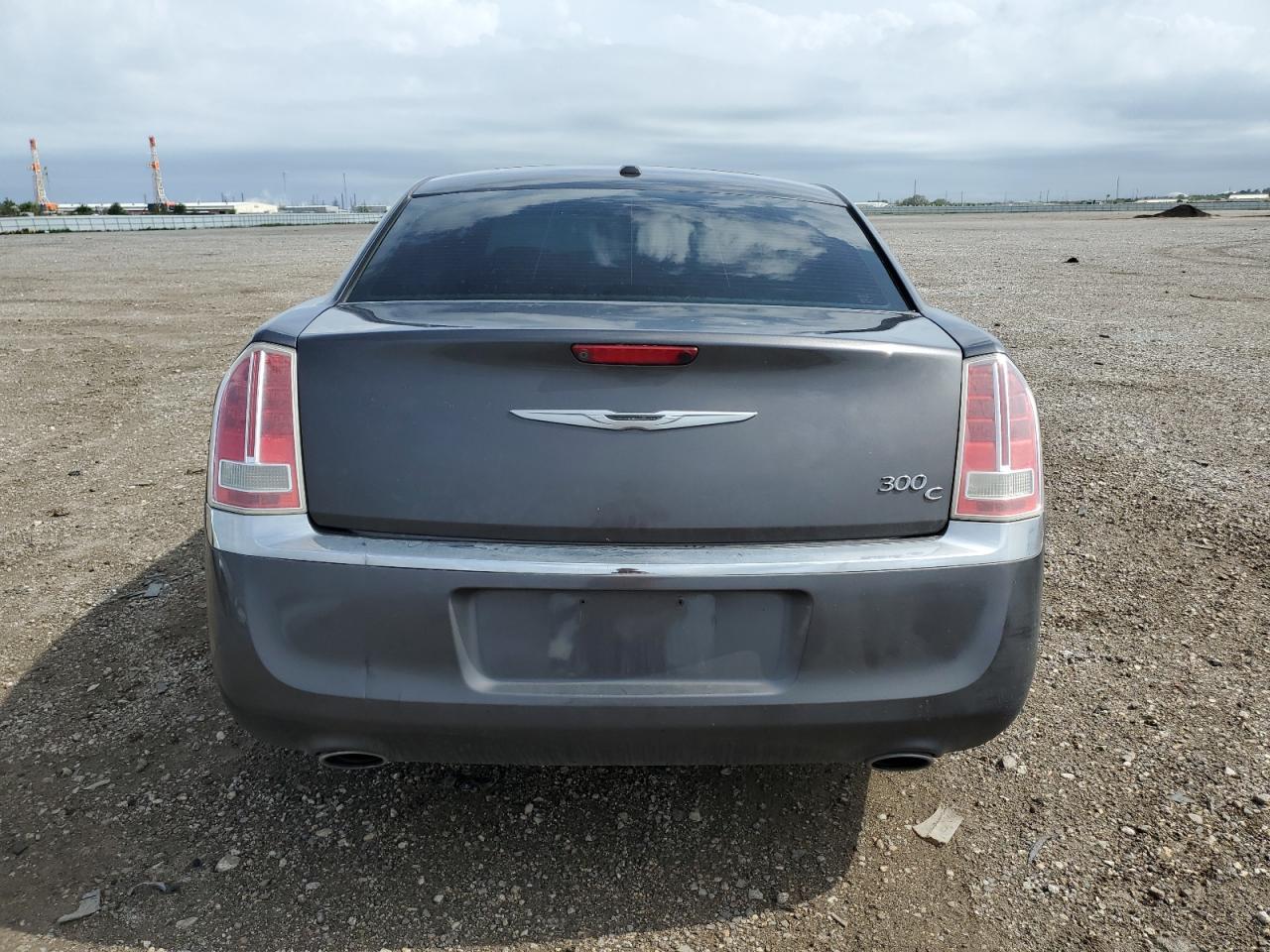 Photo 5 VIN: 2C3CCAET8DH596235 - CHRYSLER 300 