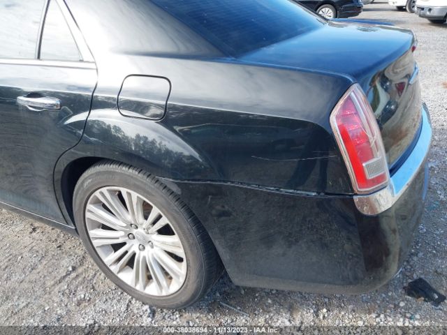 Photo 5 VIN: 2C3CCAET8EH382881 - CHRYSLER 300 