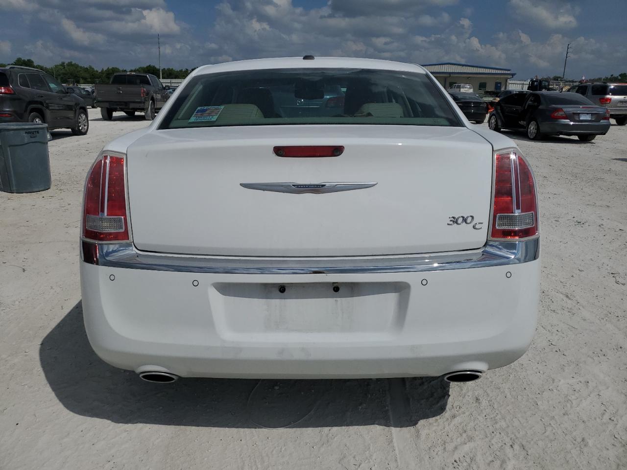 Photo 5 VIN: 2C3CCAETXEH200646 - CHRYSLER 300 