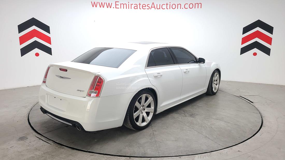 Photo 10 VIN: 2C3CCAFJ3EH125379 - CHRYSLER 300 