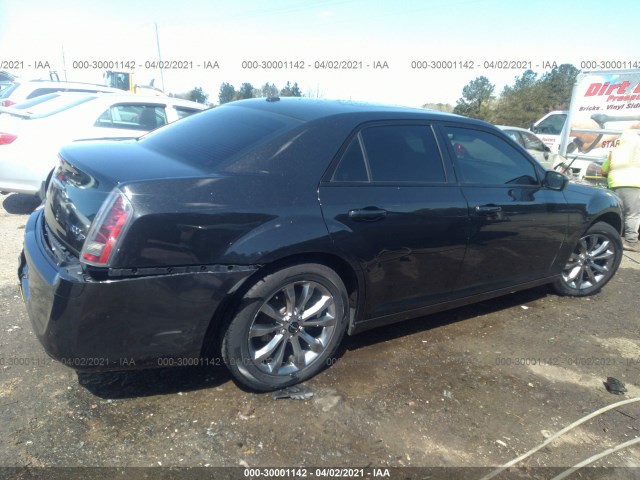 Photo 3 VIN: 2C3CCAGG0EH374418 - CHRYSLER 300 