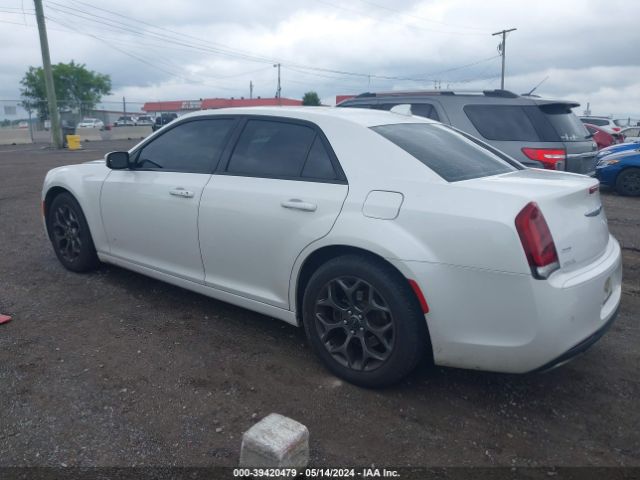 Photo 2 VIN: 2C3CCAGG0FH904579 - CHRYSLER 300 