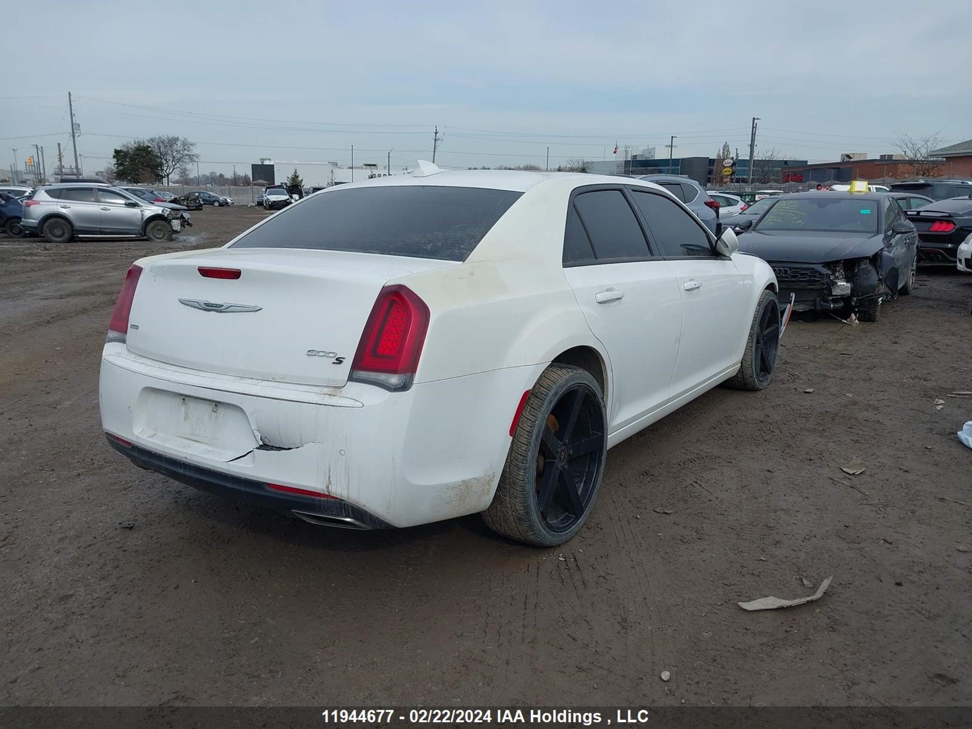 Photo 3 VIN: 2C3CCAGG0JH280078 - CHRYSLER 300 