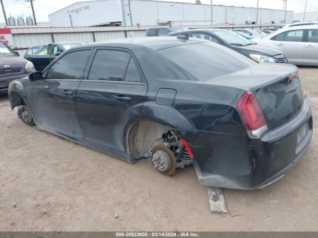 Photo 2 VIN: 2C3CCAGG0KH611033 - CHRYSLER 300 