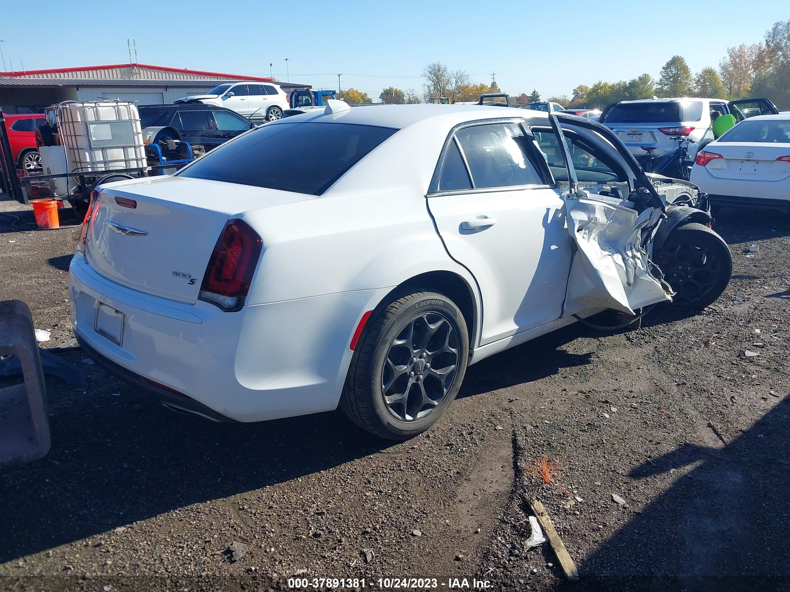 Photo 3 VIN: 2C3CCAGG0LH151034 - CHRYSLER 300 