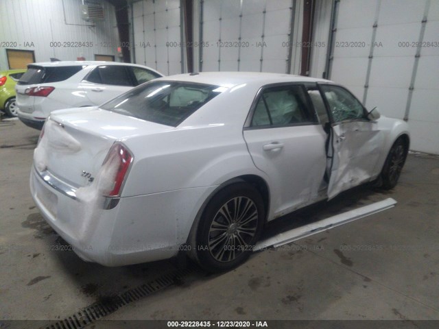 Photo 3 VIN: 2C3CCAGG1CH170675 - CHRYSLER 300 