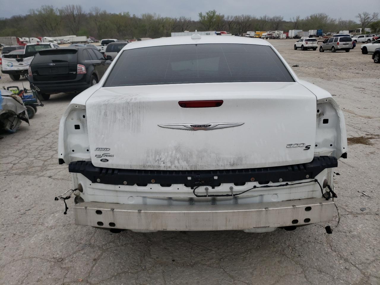 Photo 5 VIN: 2C3CCAGG1GH208928 - CHRYSLER 300 