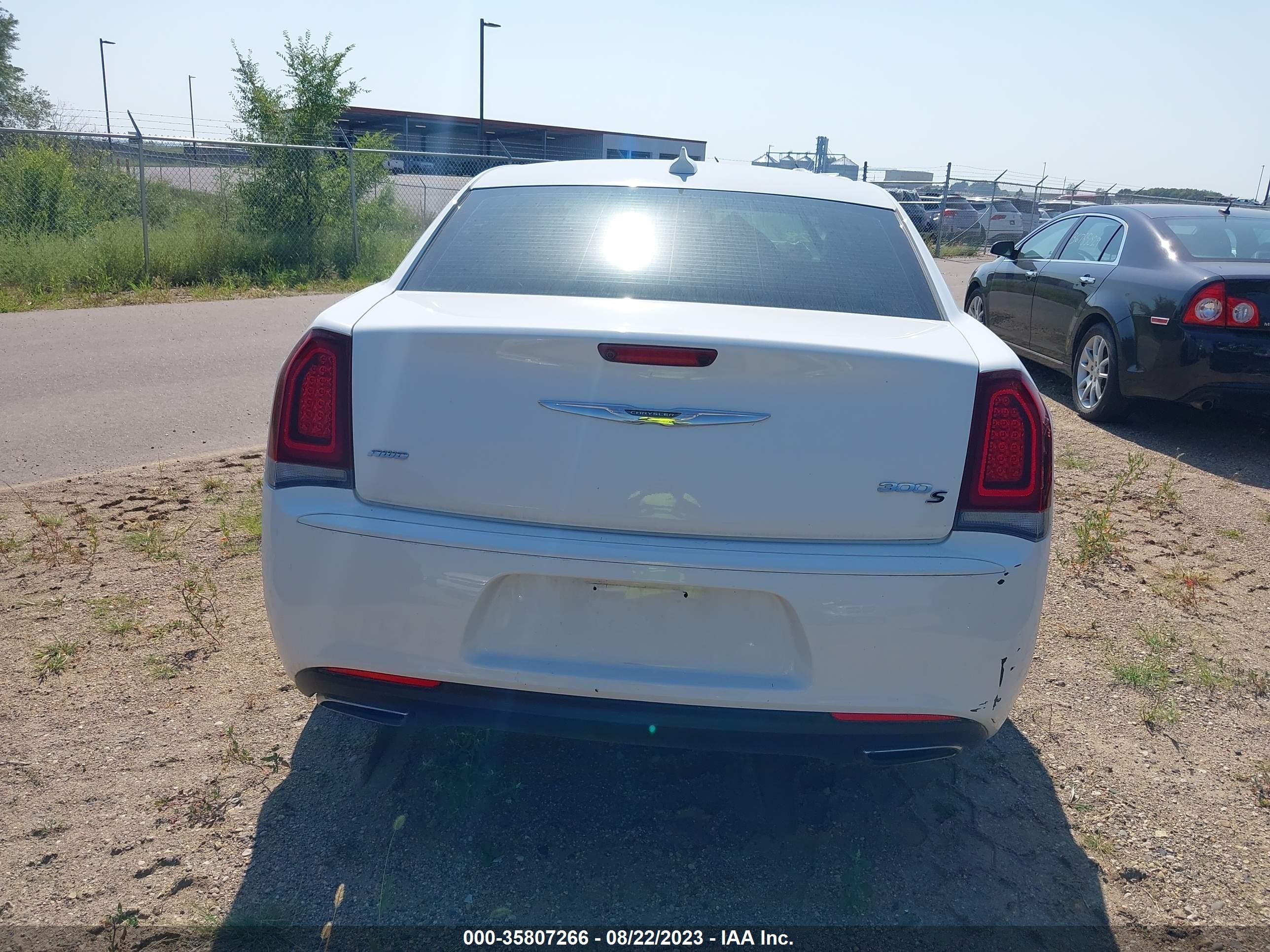 Photo 15 VIN: 2C3CCAGG1HH591528 - CHRYSLER 300 