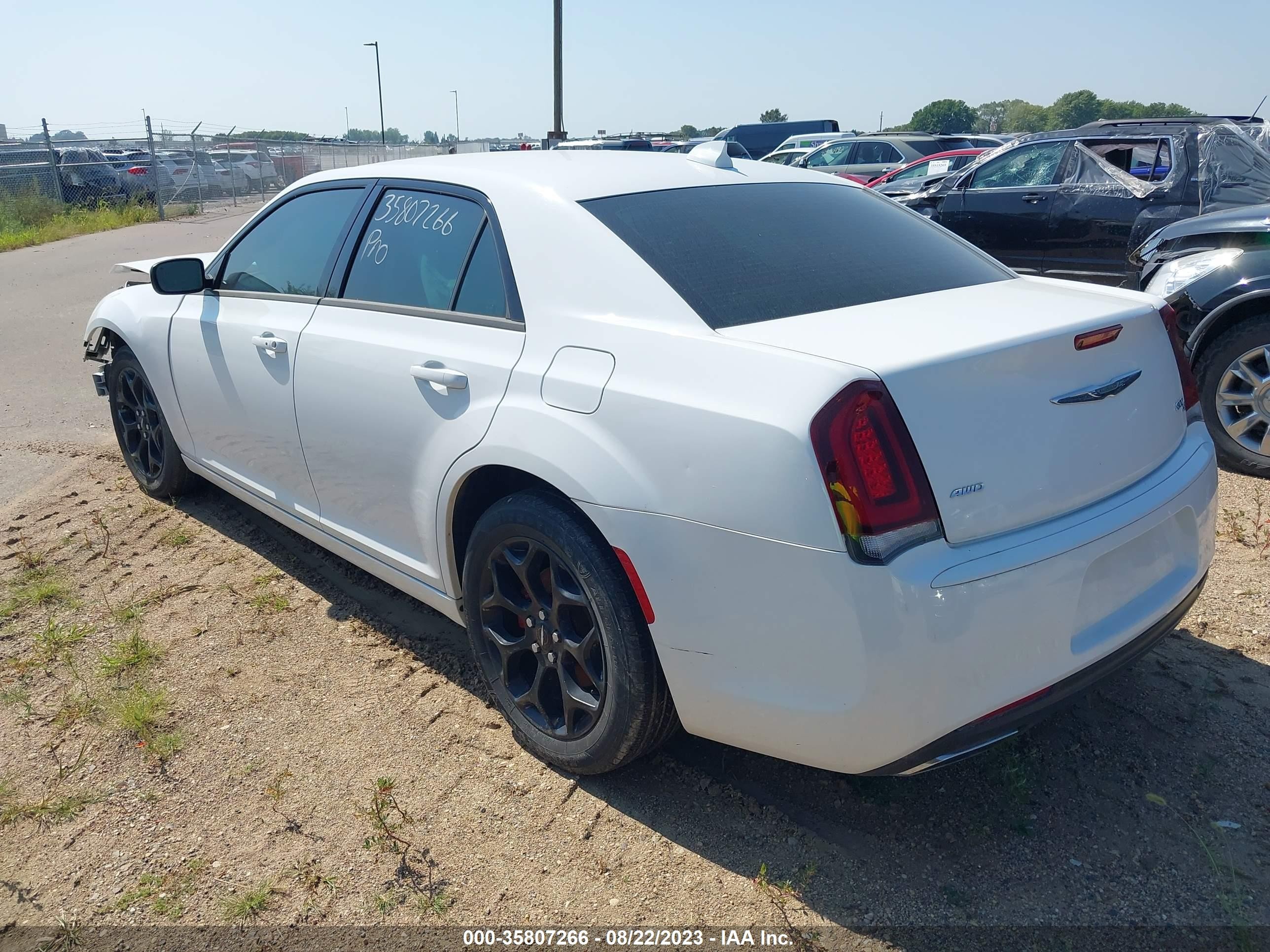 Photo 2 VIN: 2C3CCAGG1HH591528 - CHRYSLER 300 