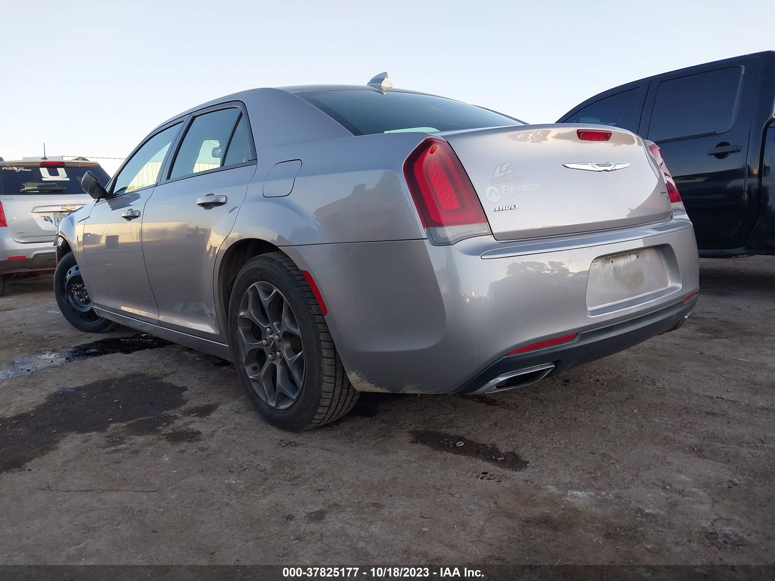 Photo 2 VIN: 2C3CCAGG1HH612894 - CHRYSLER 300 