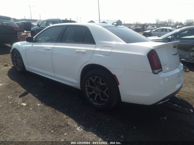 Photo 2 VIN: 2C3CCAGG1JH120467 - CHRYSLER 300 