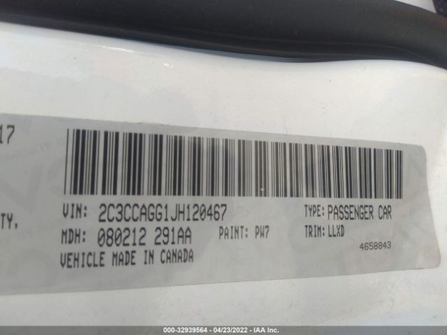 Photo 8 VIN: 2C3CCAGG1JH120467 - CHRYSLER 300 