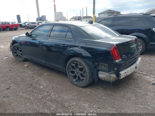 Photo 2 VIN: 2C3CCAGG1JH141514 - CHRYSLER 300 